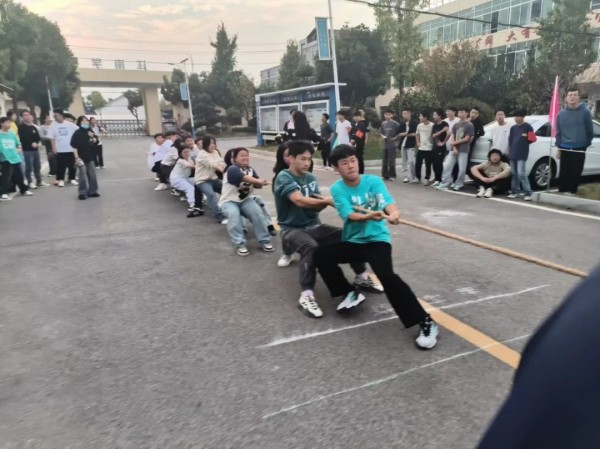 岳陽市江南通信職業(yè)技術(shù)學校有限公司,岳陽江南學校,岳陽江南通信學校,岳陽職業(yè)學校