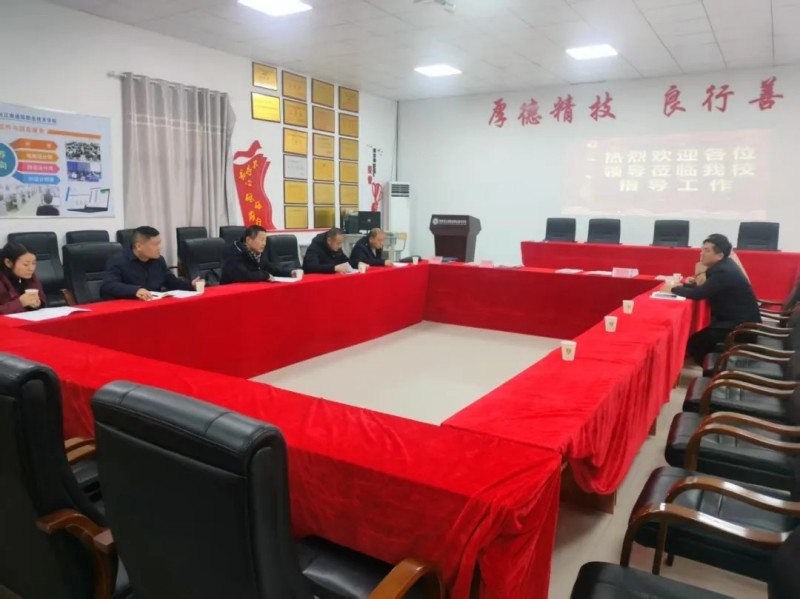 岳陽市江南通信職業(yè)技術(shù)學校有限公司,岳陽江南學校,岳陽江南通信學校,岳陽職業(yè)學校